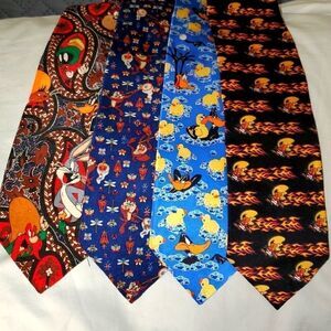 💖HP💖Set of 4 Vintage Warner Bros Looney Tunes Characters Silk Neck Ties